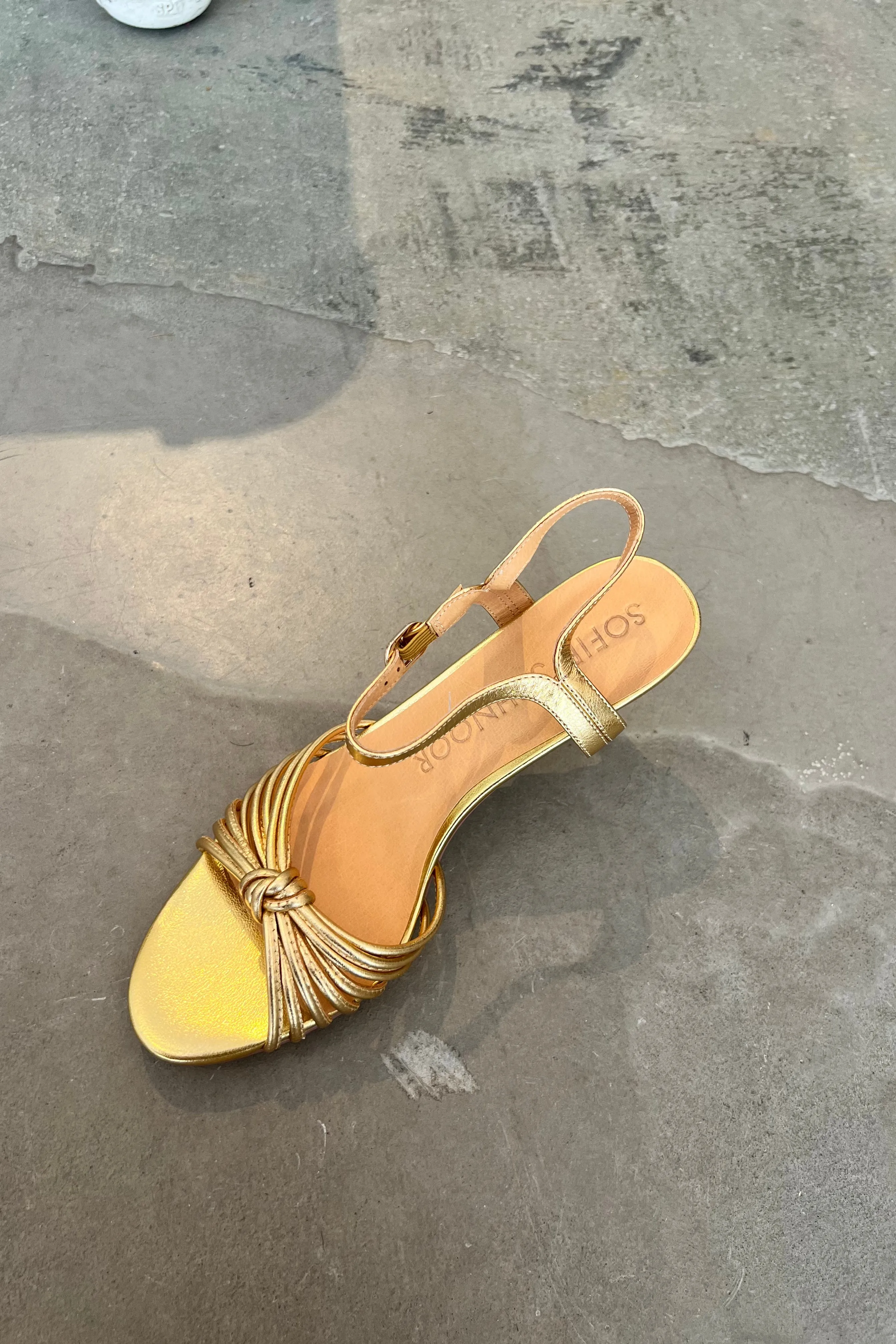 Sofie Schnoor - Gold Sandal